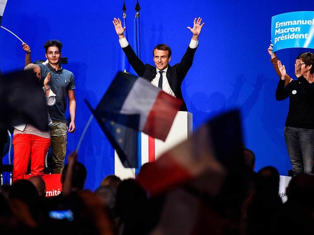 Emmanuel Macron bei einem Wahlkampfauftritt in Besanon vor rund zwei Wochen.  | Foto: AFP