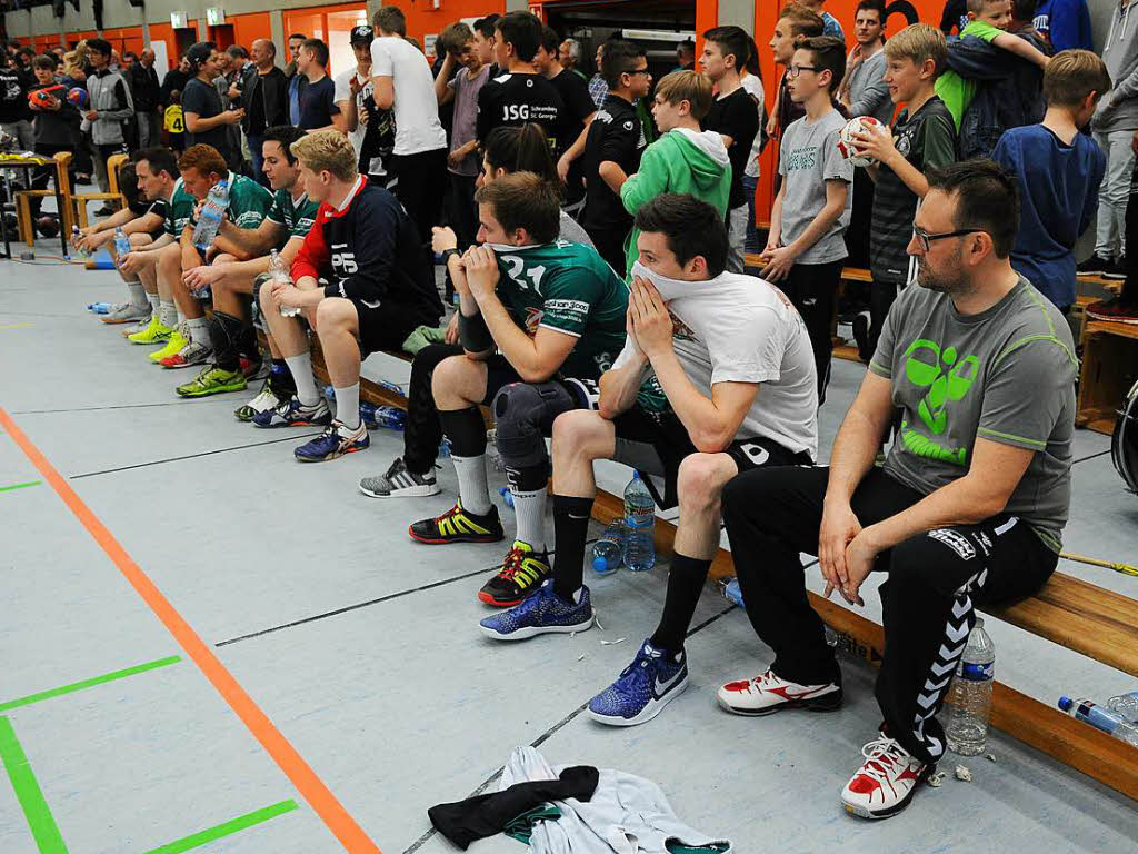 Gut und gerne 600 Zuschauer in der rappelvollen St. Georgener Roberghalle fieberten beim Spitzenspiel der Handball-Landesliga mit. Am Ende bejubelte St. Georgen die Meisterschaft, Herbolzheim war geschlagen. Zumindest fr dieses eine Spiel.