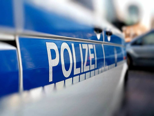 Die Polizei sucht den Fahrer eines weien Audi A6 Avant.  | Foto: Heiko Kverling (Fotolia)
