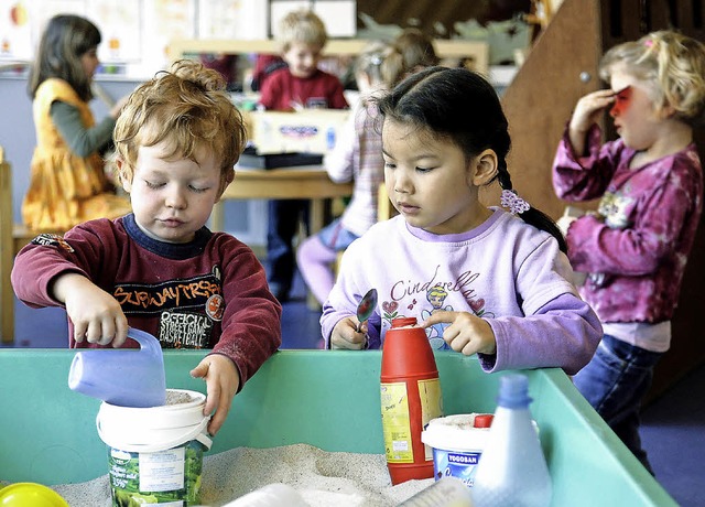 6,2 Millionen Euro will die Stadt Brei...ahr fr die Kinderbetreuung ausgeben.   | Foto: DPA