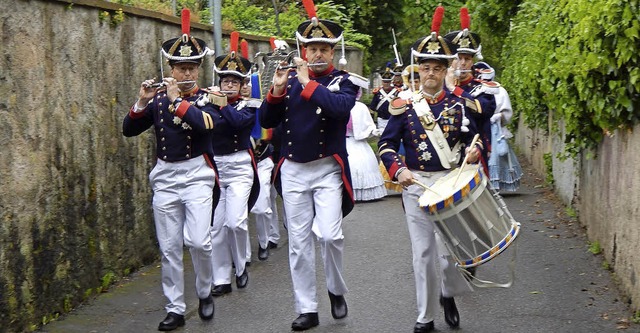 Die Brgerwehr weckt auch am 1. Mai 20...Uhr an die Langschlfer in Waldkirch.   | Foto: Archivfoto: Sylvia Timm