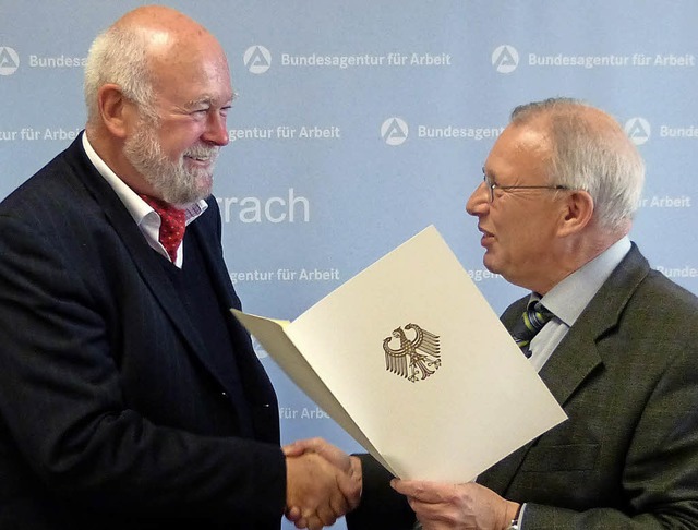 Norbert Sedlmair (rechts) dankt Gnter Michel.   | Foto: ZVG