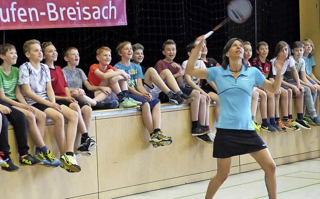 Nicole Grether, Olympiateilnehmerin un...bertschule, wie man Badminton spielt.   | Foto: Privat