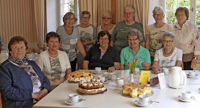 Die Macherinnen des Sonntagscaf im Al...bert, Isolde Stengg und Christa Roll.   | Foto: Beate Rottler