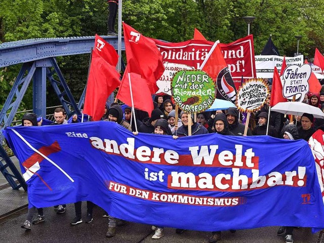 600 Menschen waren  der 1.Mai-Demo unterwegs.  | Foto: Thomas Kunz
