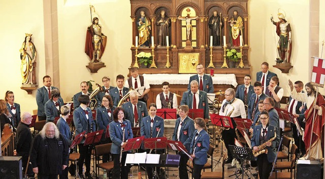 Die Musiker gaben ihr Jahreskonzert in der Pfarrkirche.   | Foto: Otmar Faller