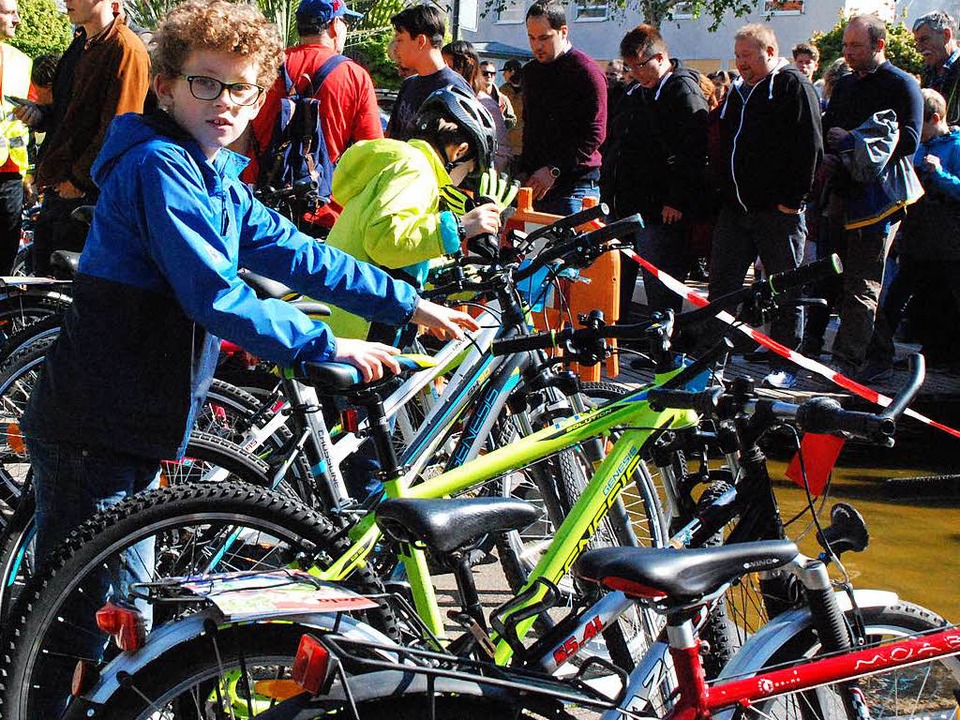 Polizei Gibt Tipps Gegen Fahrraddiebstahl Zur Borse Der Ig Velo In Lorrach Lorrach Badische Zeitung