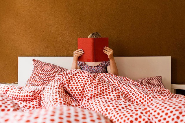 Ganz schn de: lernen im Bett  | Foto: photocase.de/cydonna