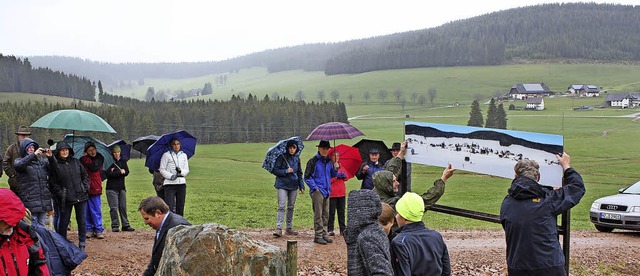 &#8222;Schollach &#8211; Schn &#8211;...nd bei der Erffnung groen Zuspruch.   | Foto: Gert Brichta