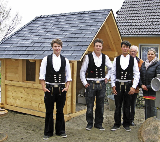 Das Huschen ist fertig: (von links) Y...eiterin Heike Maier, Elias Vlk fehlt.   | Foto: Ulrike Spiegelhalter