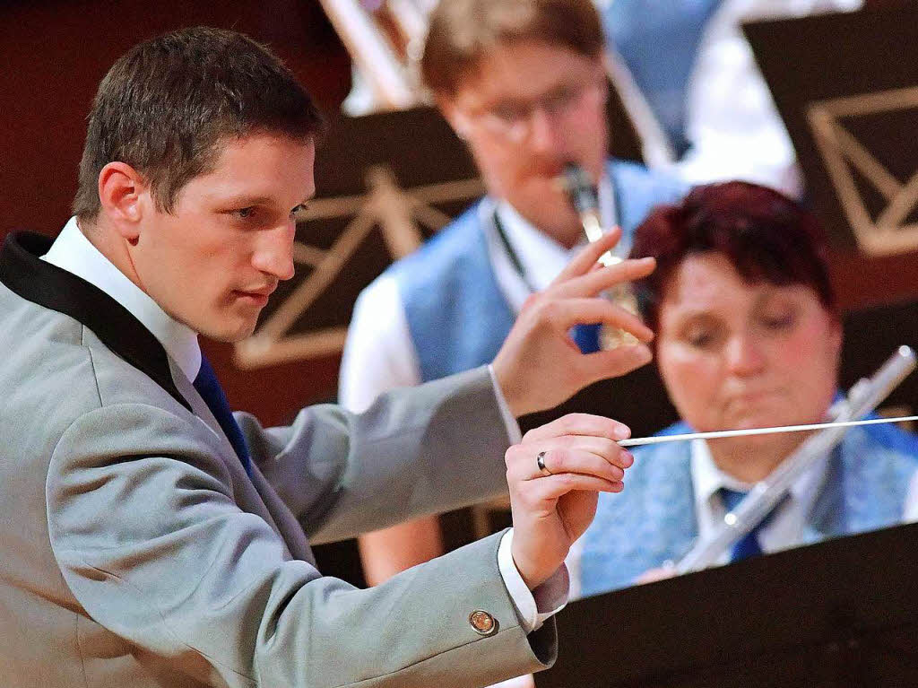 Das dritte Jahreskonzert der Stadtmusik Bonndorf unter der Leitung von Patrick Egge begeisterte die vielen Zuhörer. Das dritte Jahreskonzert der Stadtmusik Bonndorf unter der Leitung von Patrick Egge begeisterte die vielen Zuhörer.