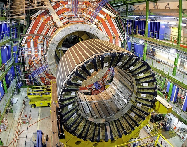 Riesen-Magnet im LHC   | Foto: dpa