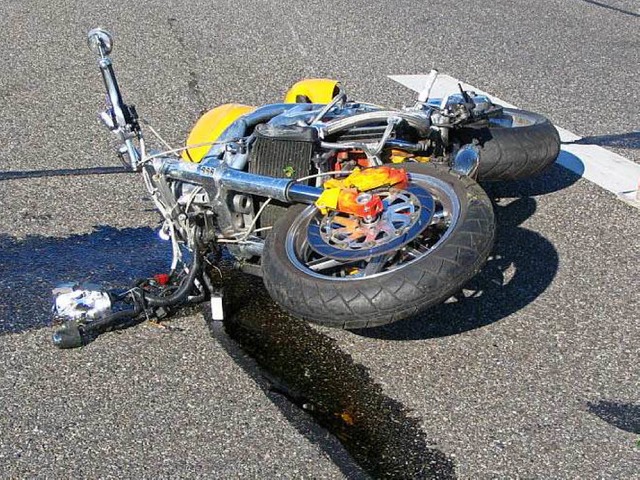Die Polizei appelliert an alle Motorra...ereits vier Fahrer ums Leben gekommen.  | Foto: autobahnpolizei offenburg 