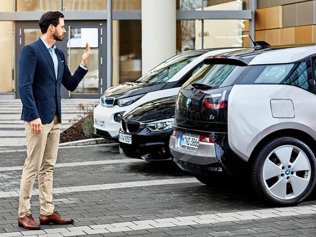 Ob das Auto die Gesten des Fahrers versteht?  | Foto: dpa