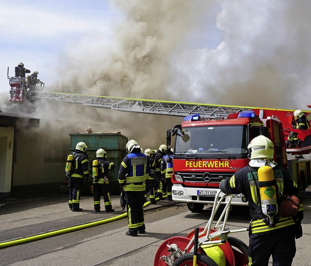 Brand eines Einfamilienhauses in Tiengen  | Foto: Werner Steinhart