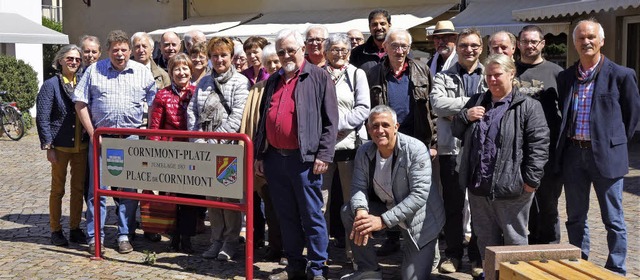 Stehen zur deutsch-franzsischen Freun...n aus Steinens Partnerstadt zu Besuch.  | Foto: Privat