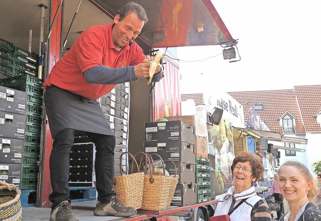 Auch im tiefen Sden macht das schlagf...222;Hamburger Fischmarkt&#8220; Laune.  | Foto: Dorothee Philipp