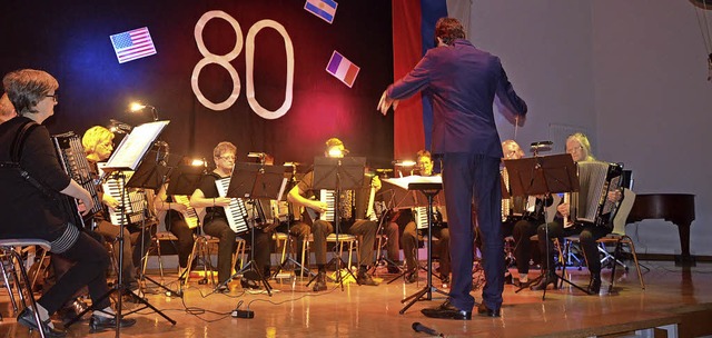 Der Akkordeonverein  Herbolzheim bot ein  anspruchsvolles Jubilumsprogramm.  | Foto: Jrg Schimanski