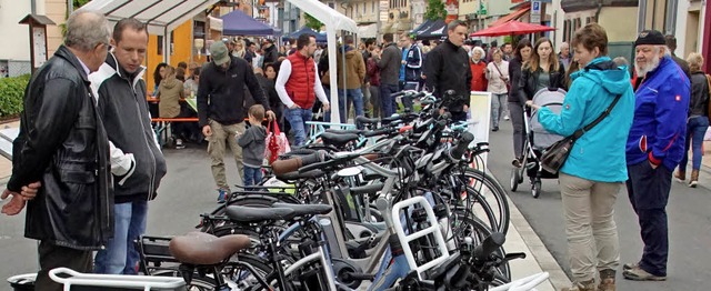 Rad- und Bikermarkt: Der Herbolzheimer...war am frhen Nachmittag gut besucht.   | Foto: Ilona Hge