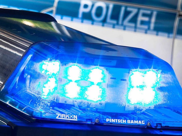 Die beiden Fahrer stehen fest, die gen...sind aber noch unklar, so die Polizei.  | Foto: dpa