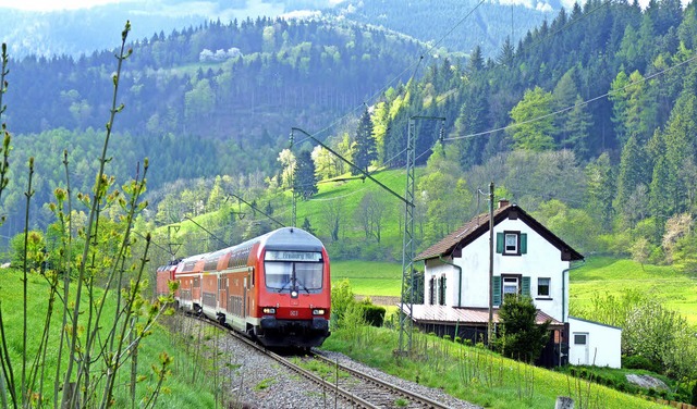 Ein elektrisch betriebener Zug ist auf...gen und Villingen durchfahren knnen.   | Foto: Horst Jeschke