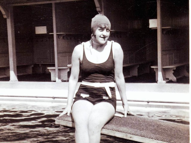 Eine Schwimmerin im Damenbad  | Foto: privat