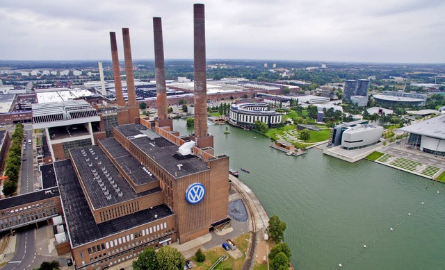 VW-Fabrik in der Autostadt Wolfsburg   | Foto: dpa