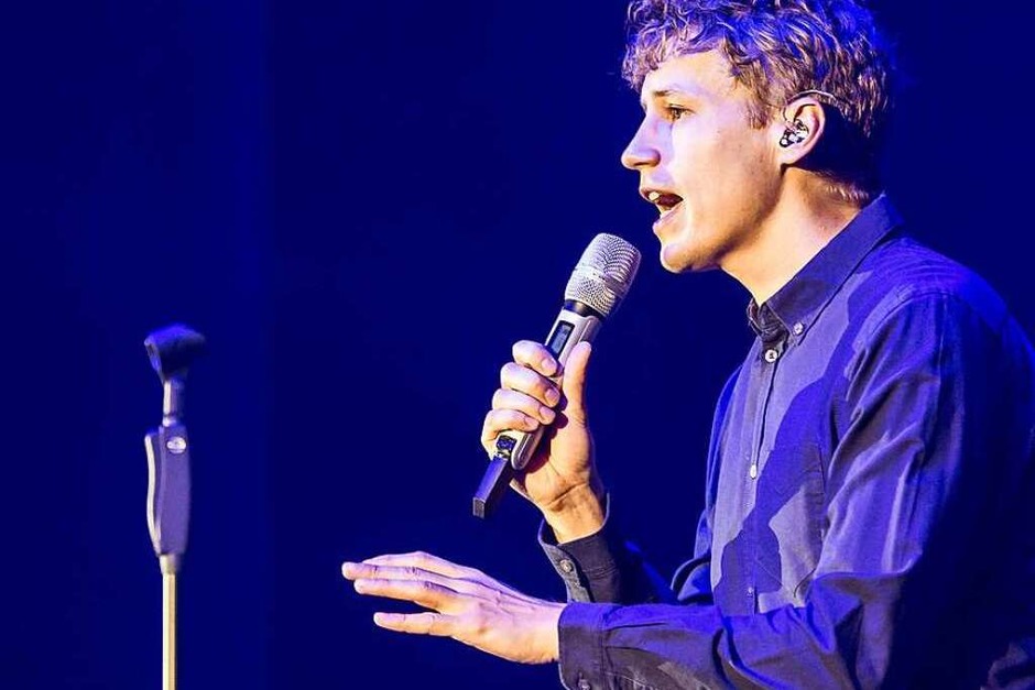 Tim Bendzko mit seiner "Immer noch Mensch"-Tour in Freiburg (Foto: Carlotta Huber) Tim Bendzko mit seiner "Immer noch Mensch"-Tour in Freiburg (Foto: Carlotta Huber)