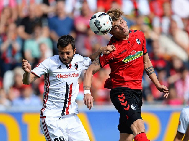 Am Schluss hat es der SC Freiburg noch...nnend gemacht gegen den FC Ingolstadt.  | Foto: dpa