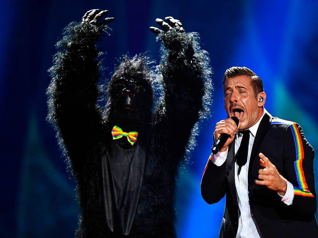 Die Teilnehmer schreckten vor nichts zurck – der Italiener Francesco Gabbani sang mit einem Gorilla auf der Bhne