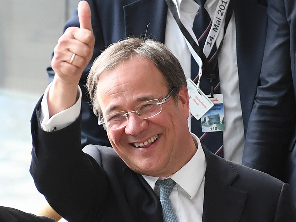 Strahlender Sieger:  Armin Laschet hat die CDU zur Mehrheit in NRW geführt.  | Foto: dpa