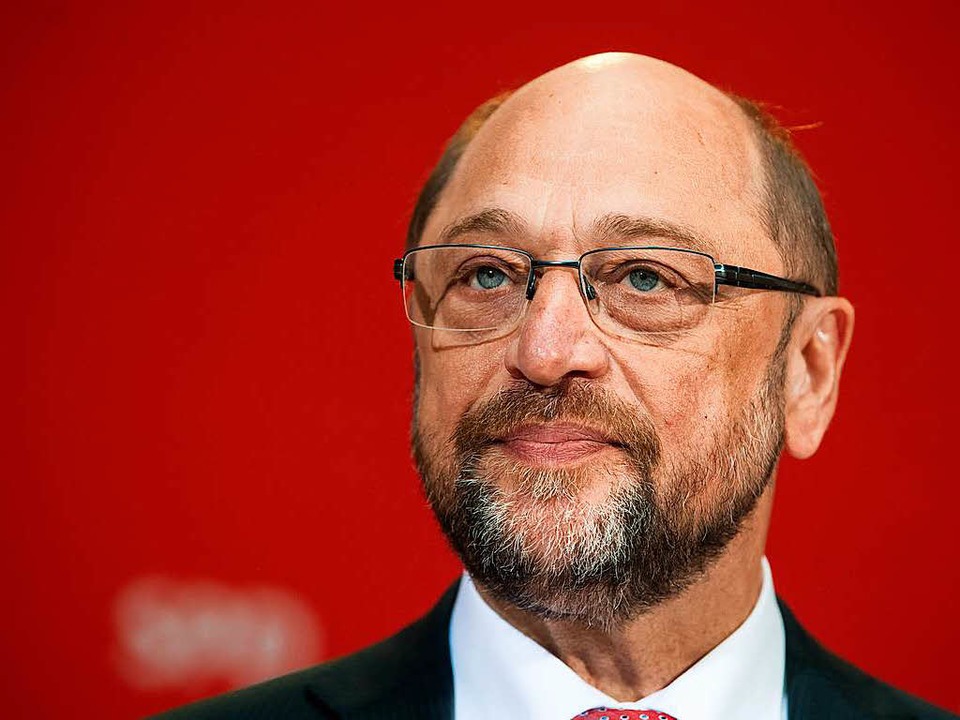 Der Hoffnungsträger strahlt nicht mehr...n Schulz nach der SPD-Schlappe in NRW.  | Foto: dpa