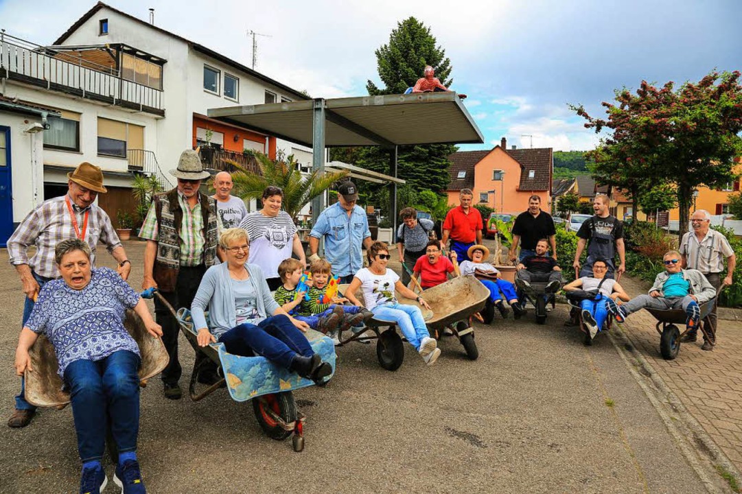 Der Schubkarren kann fr vielerlei Zwe...rren-Verein in Schmieheim gezeigt hat.  | Foto: Sandra Decoux-Kone