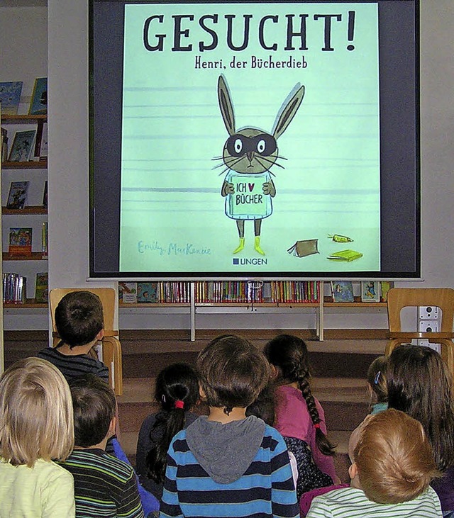 Kinder im Bilderbuchkino   | Foto: Stadt