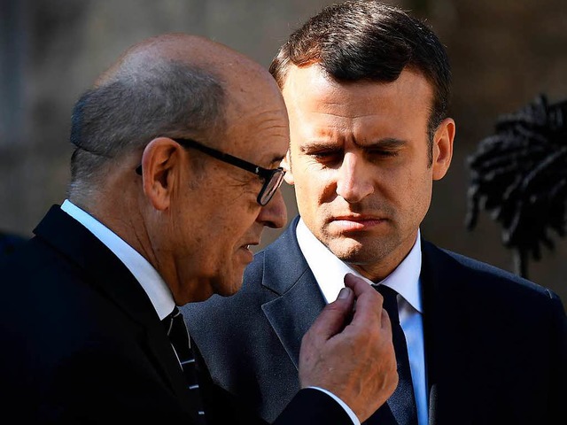 Emmanuel Macron und  Auenminister  Jean-Yves Le Drian (links)   | Foto: AFP