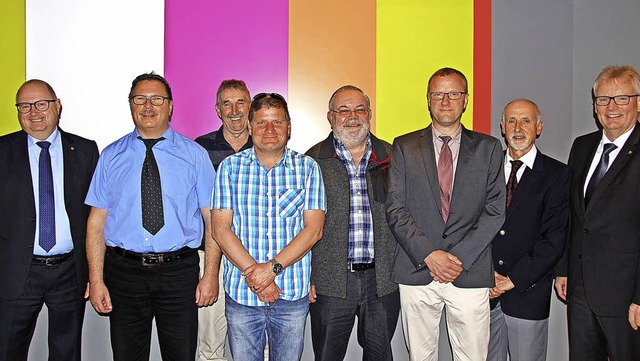 Betriebsjubilare bei Sto (von links): ...er und Jan Nissen (Vorstand Technik).   | Foto: Sto