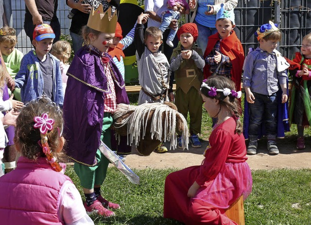 <BZ-FotoAnlauf>Kita Wiechs: </BZ-FotoA...war in diesem Jahr das Frhlingsfest.   | Foto: Alexander Rollig