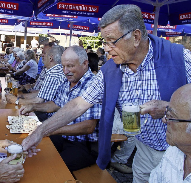 Feiern fr den guten Zweck: das Dorffest 2016   | Foto: Heidi Fssel