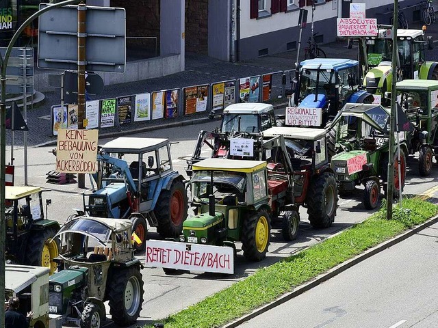 Kundgebung der Bauern in Freiburgs Stadtmitte  | Foto: Thomas Kunz