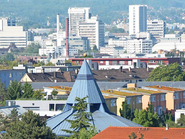 In der Kirche St. Peter und Paul mit d...haikkattil als Koordinator ttig sein.  | Foto: Hannes Lauber