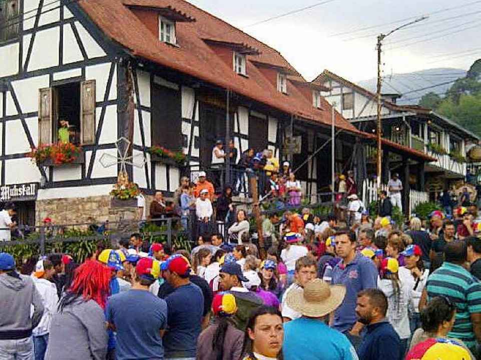 Bereits 2014 hatte es Proteste in der ...eses Foto vor dem Caf� Muhstall zeigt.  | Foto: Privat