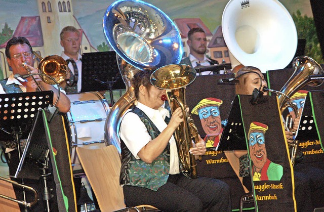 Die Schmuggler  spielten in Brass-Band-Formation.  | Foto: Petra Wunderle