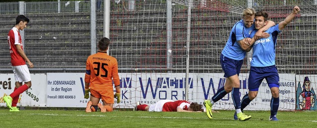 Der Moment der endgltigen Entscheidun...tz mit dem Torschtzen  Marius Kunde.   | Foto: Sebastian Khli