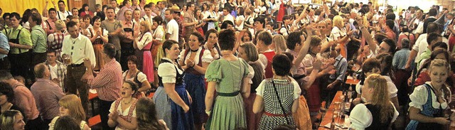 Eine bayerische Party gibt&#8217;s auch wieder, mit Allgupower...  | Foto: Archivfotos: Gt