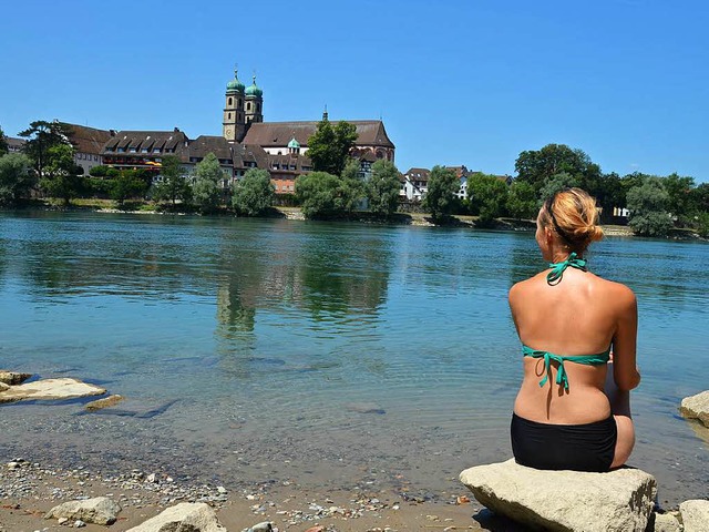An manchen Stellen am Rhein kann man baden &#8211; wie hier bei Bad Sckingen.   | Foto: Felix Held