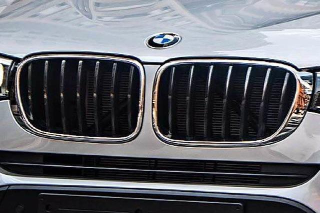 Fnf BMW und ein Mini aus dem Autohaus gestohlen