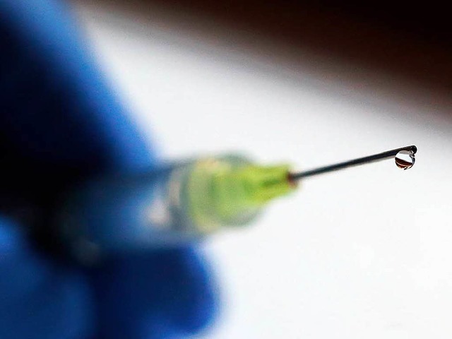 Die Bundesregierung will die Pflicht zur Impfberatung fr Eltern verschrfen.  | Foto: dpa