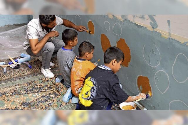Flchtlingskinder gestalten mit der Kunstkche