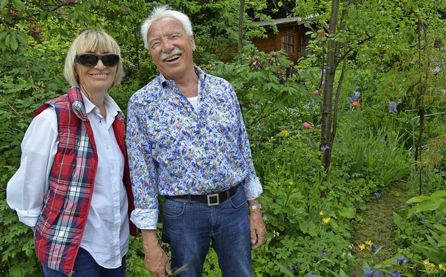 Anne Albiez und Gnter Rosskopf ffnet... und Pflanzen viel Freiheit genieen.   | Foto: Wieschenkmper