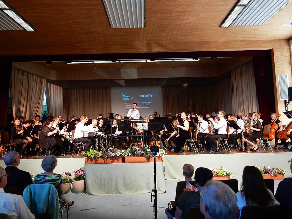 Galaauftritt vom Allerfeinsten: Das Landesblasorchester bei seinem Gastspiel in Elzach.